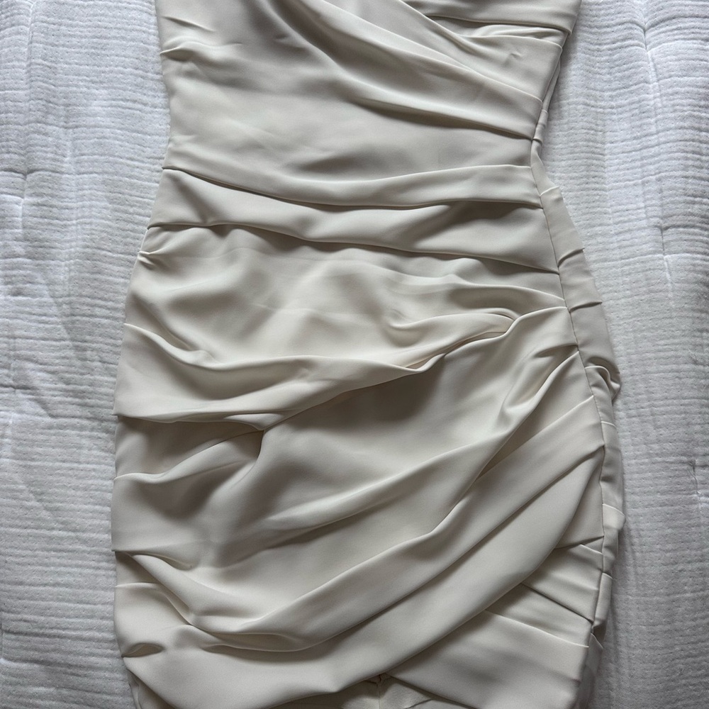 bebe Strapless Cream Dress